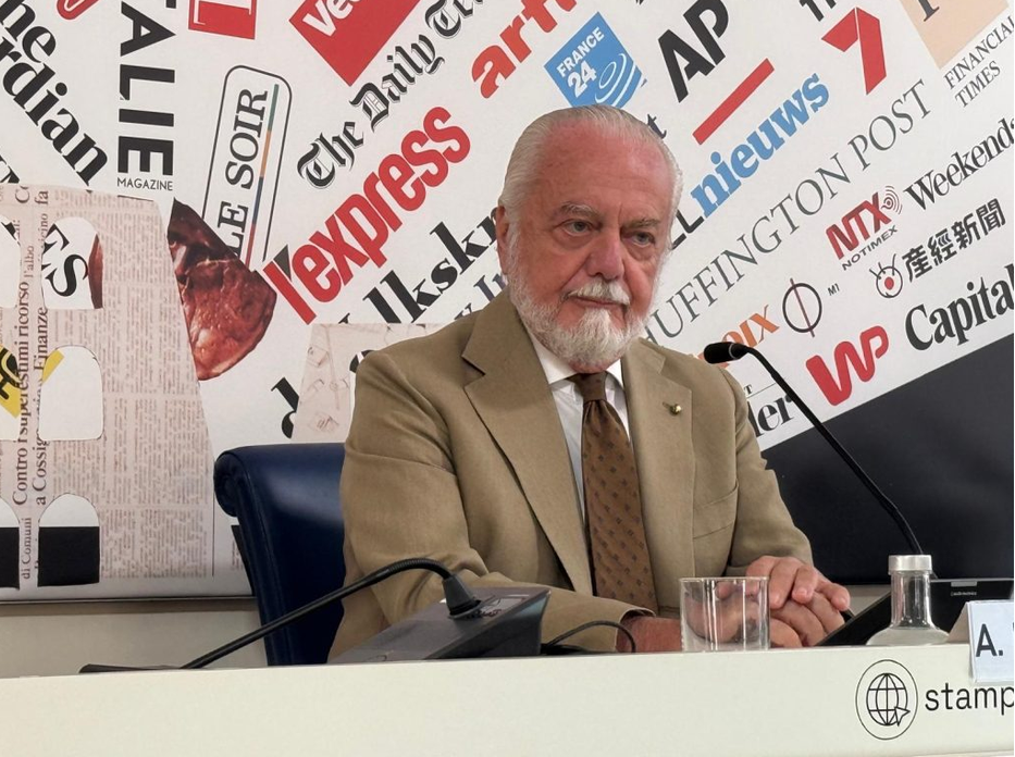 Euro 2032, il dossier sugli stadi italiani: fuori i progetti di Lotito e De Laurentiis