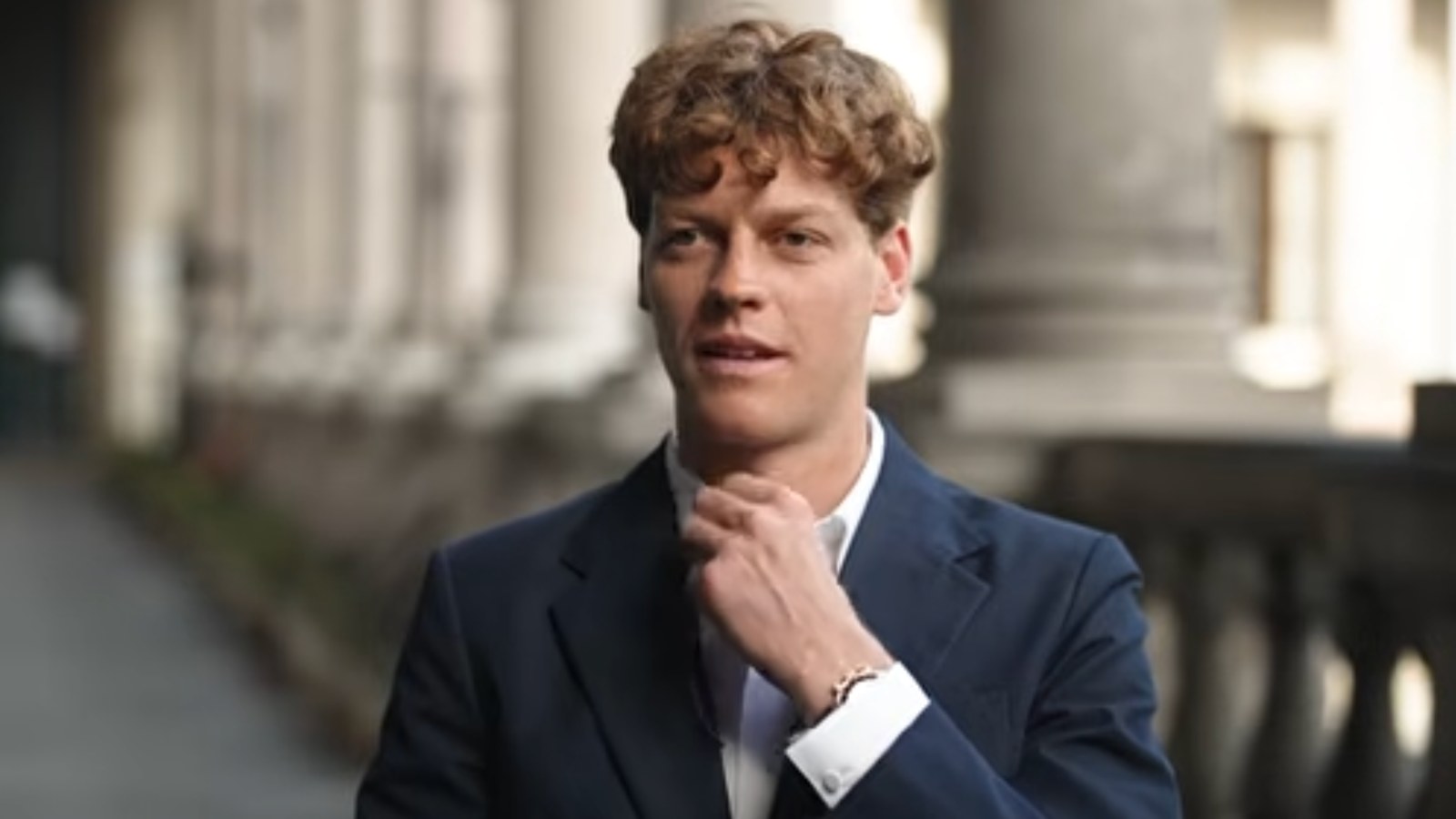 Sinner rompe il silenzio: le parole sull’infortunio
